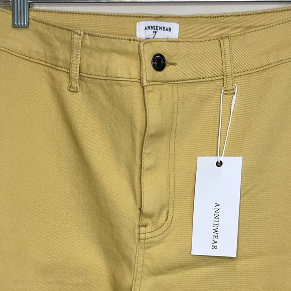 NWT High Waist Wide Leg Jeans Size Large - Picture 6 of 14